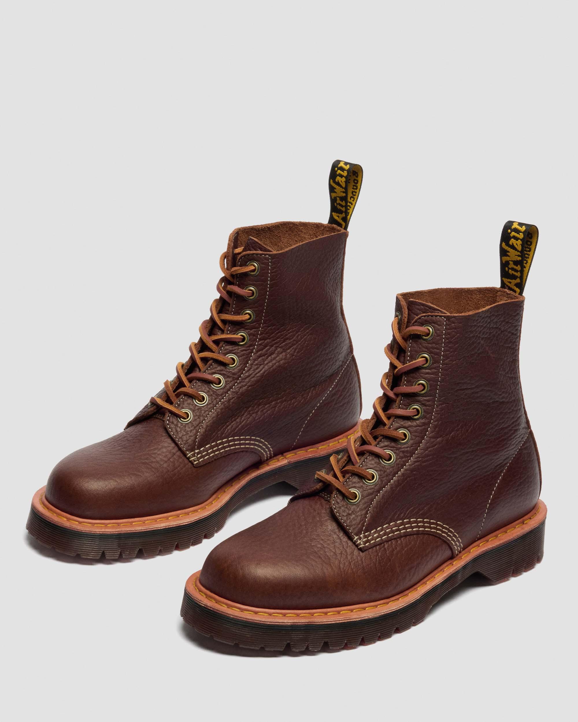 1460-støvler i Wild Grain-læder in Sepiabrun