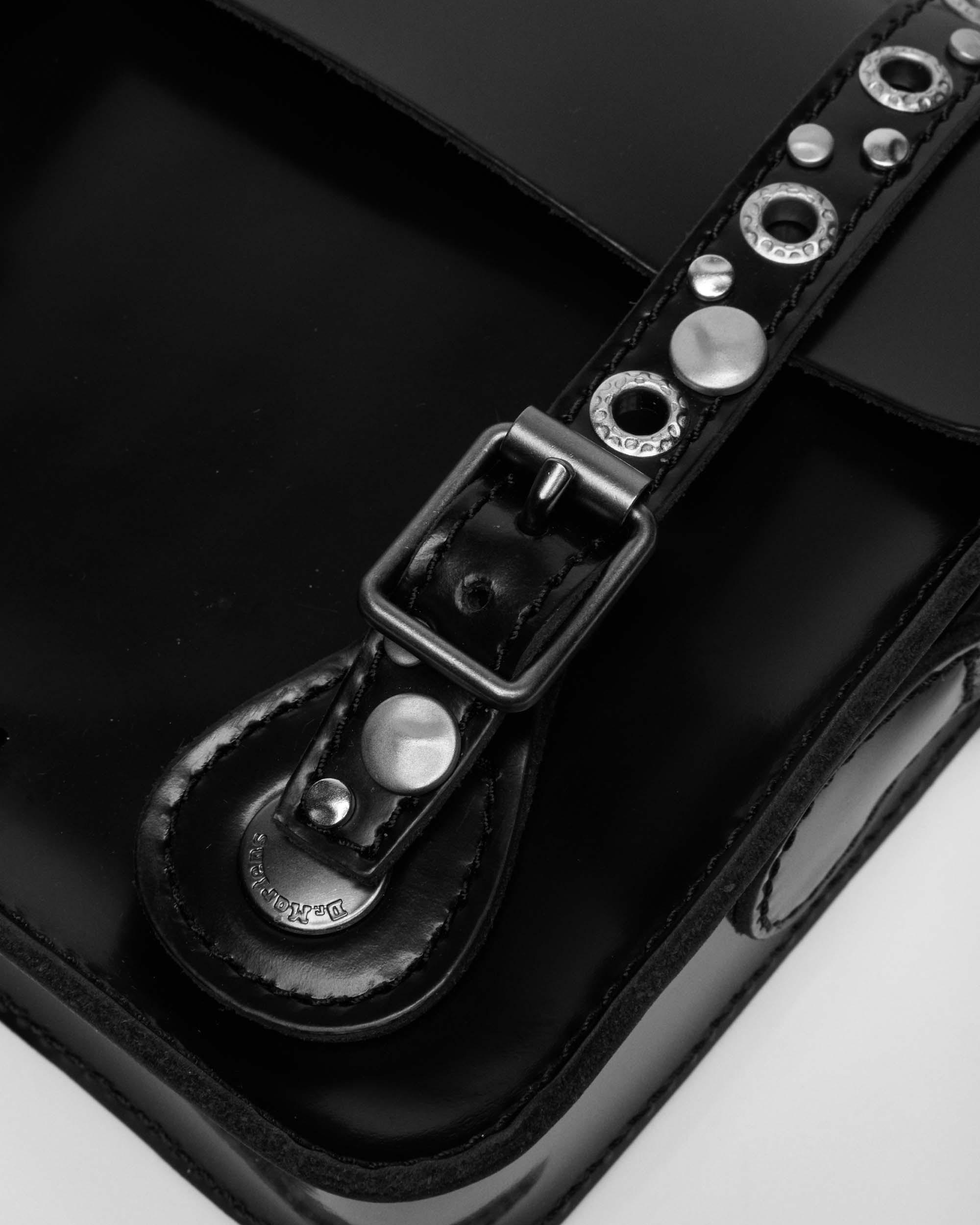 DR MARTENS 7" SATCHEL HARDWARE