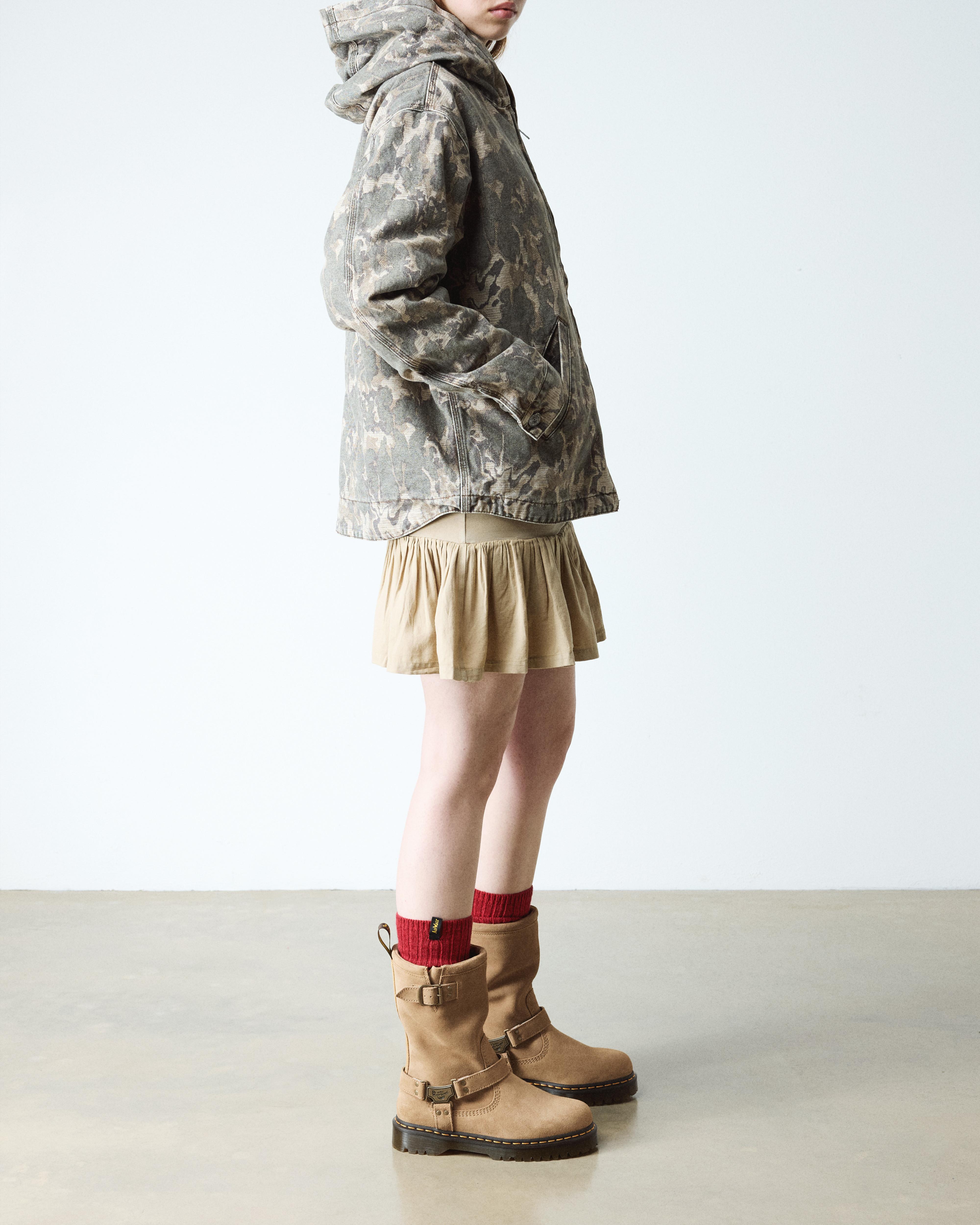 Dr. Martens Anistone Hi In Brown
