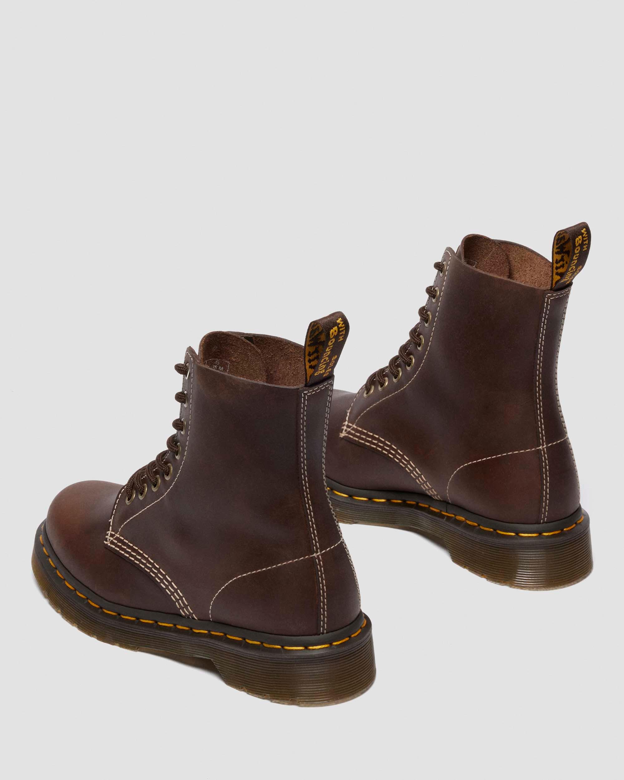 1460-snørestøvler i Wyoming-læder in Mørkebrun