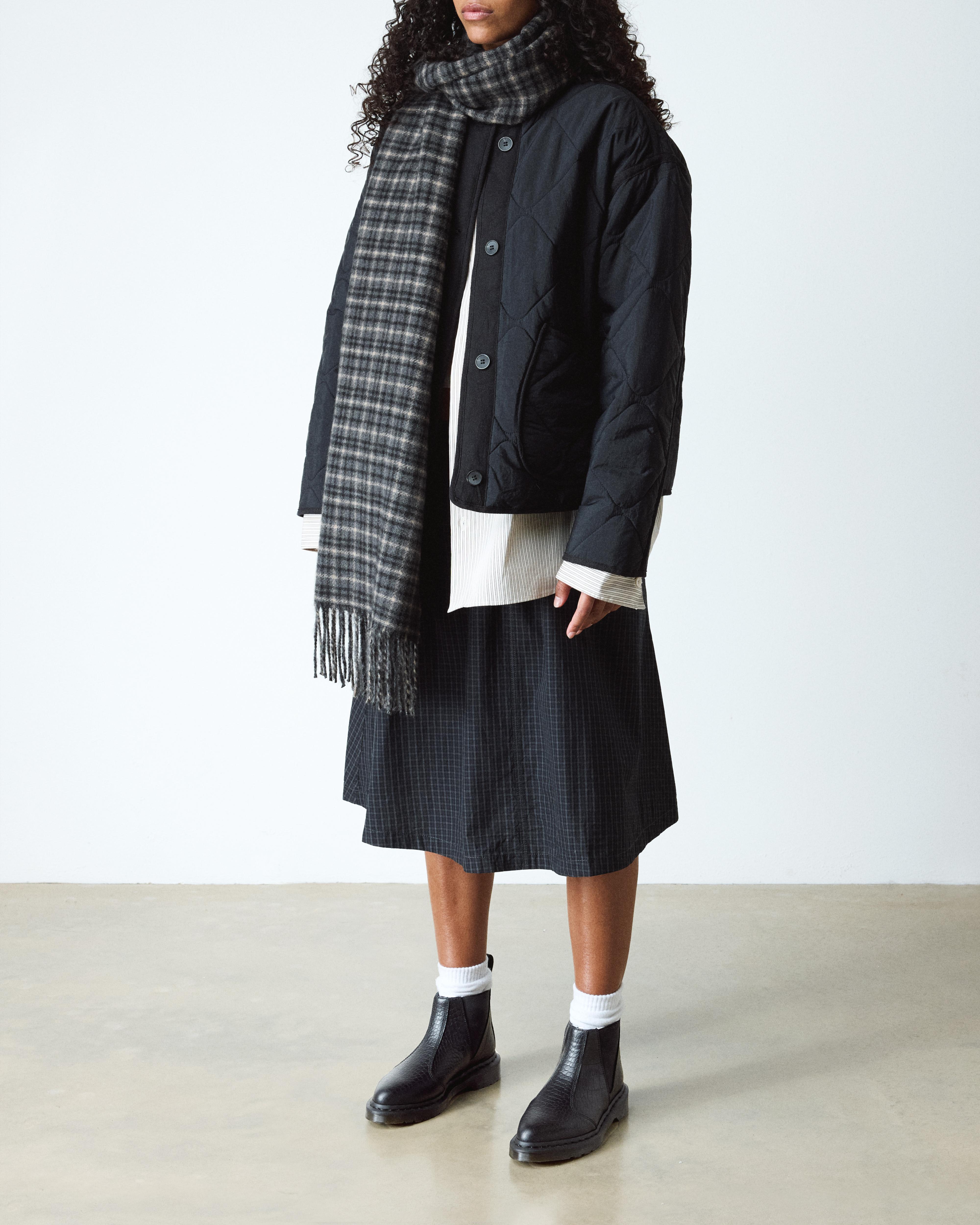 Bianca II Tapered Croc Emboss Leder Lo Stiefel in Schwarz