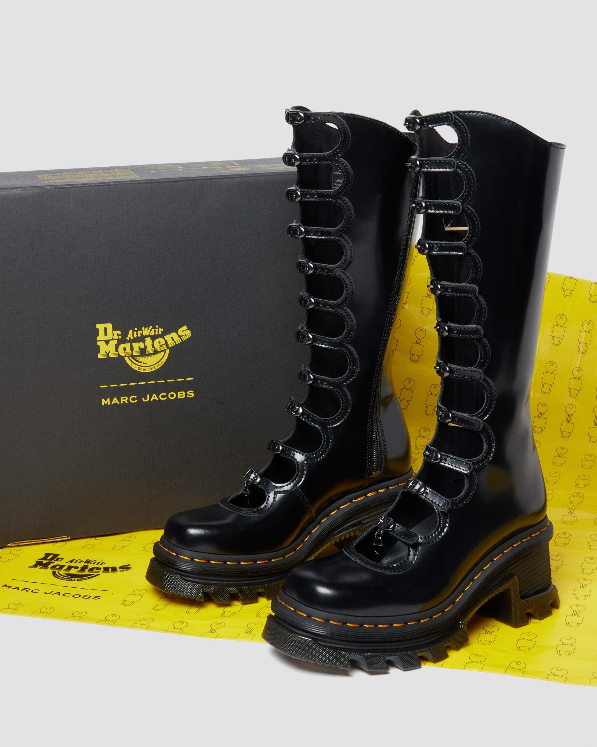 Dr. Martens x Marc Jacobs Kiki Boots in Noir