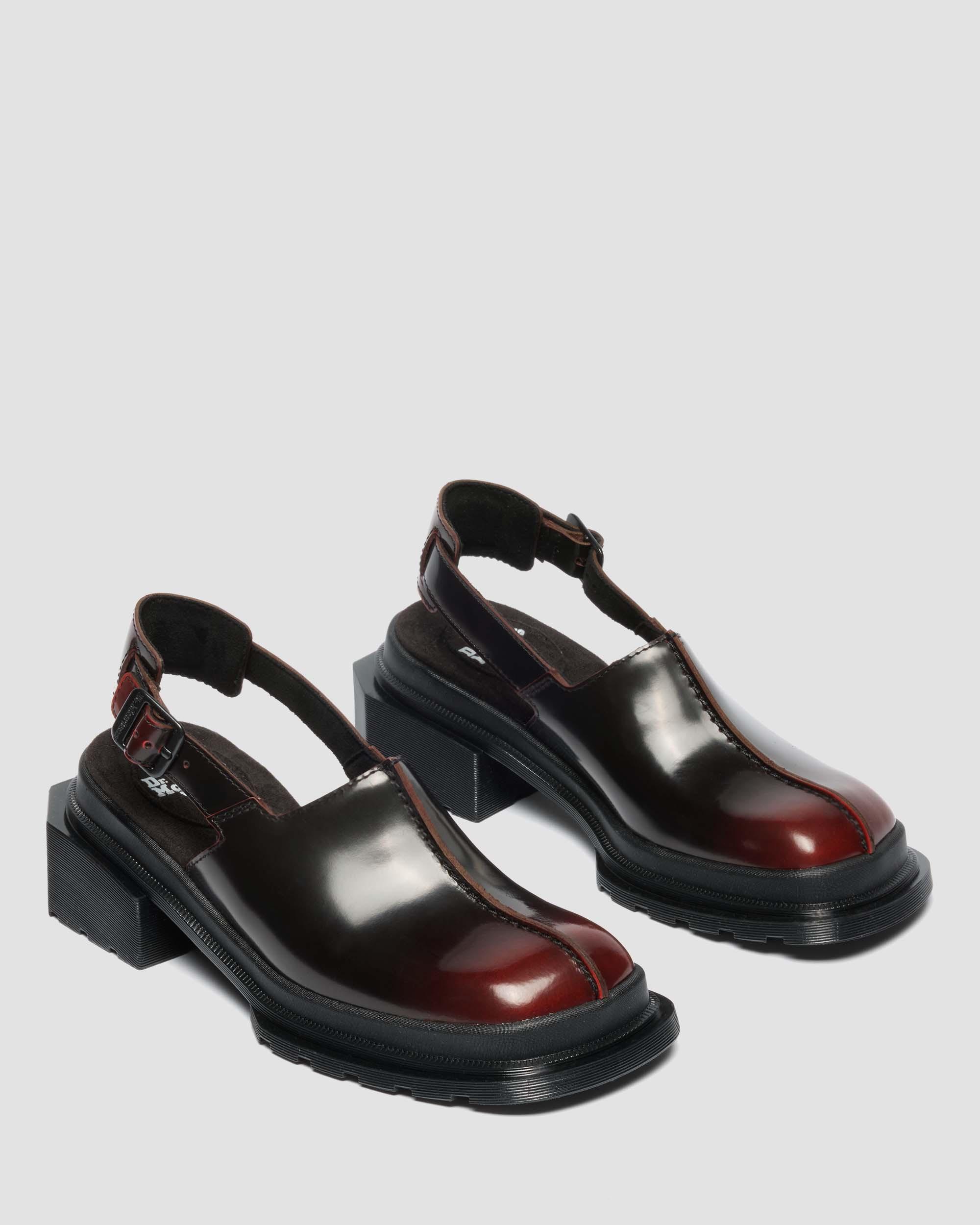 Maybole Square Toe Rub Off Leder Mules in Cherry Red