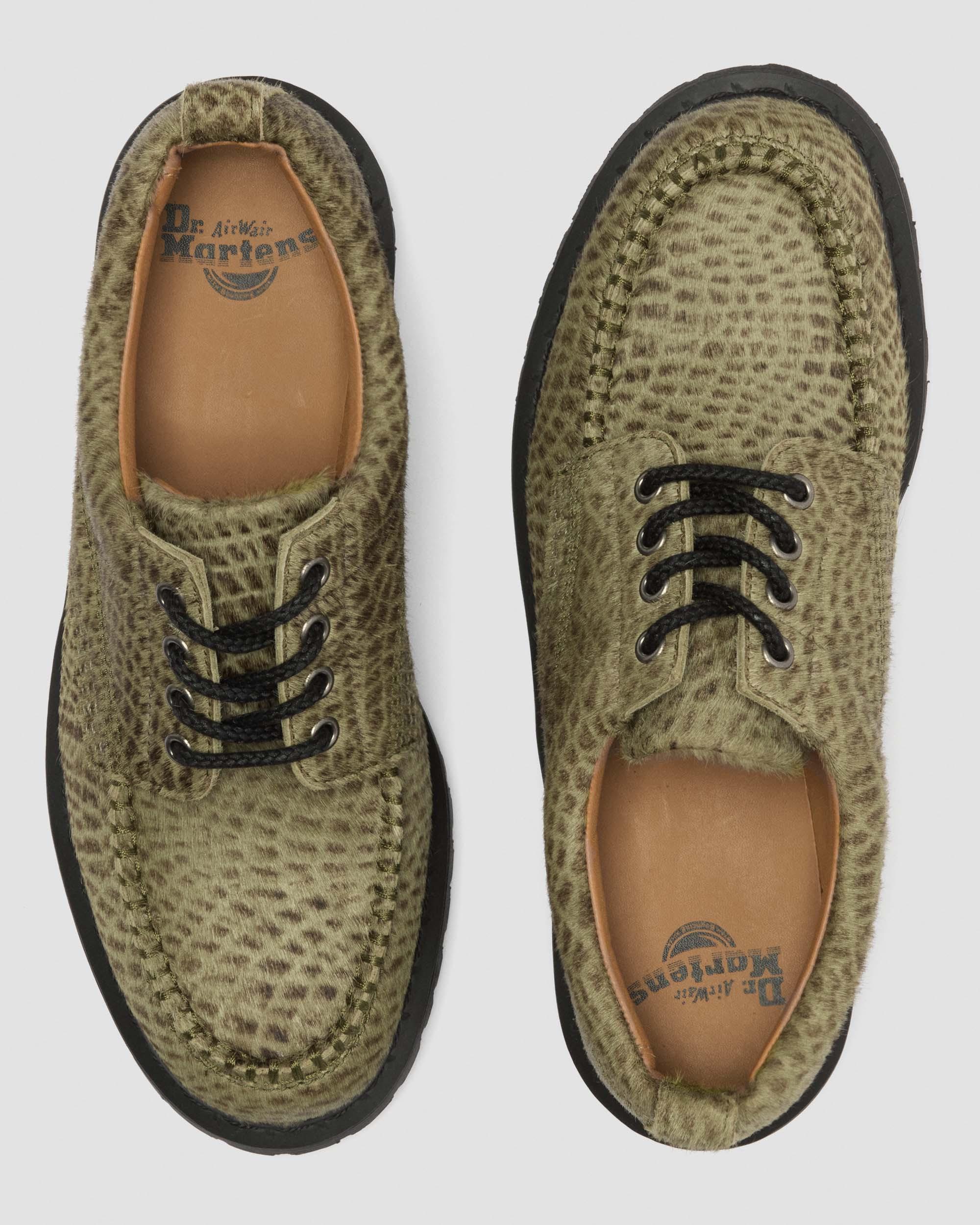 Lowell Hair On Leder Moc Toe Schuhe in Olivgrün Grün