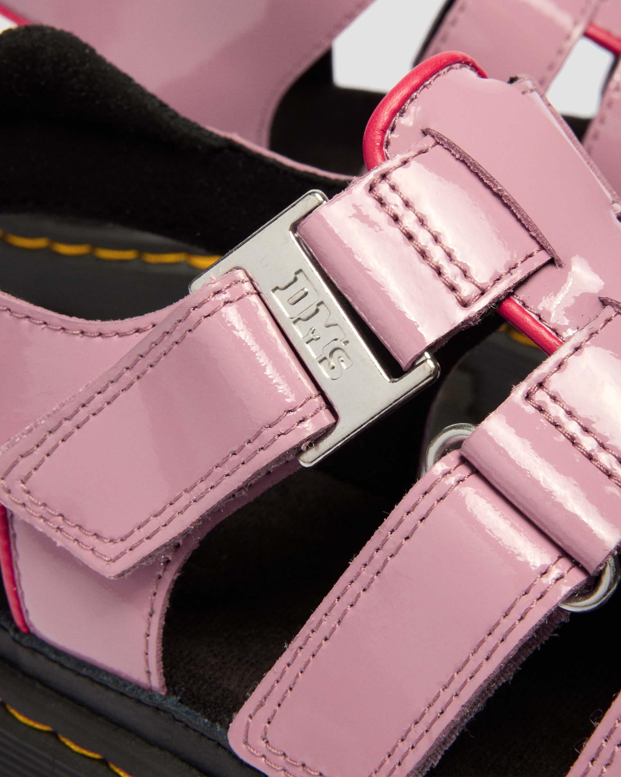 Mattison Zachte Lakleren Sandalen met Drie Riemen in Dusty Roze