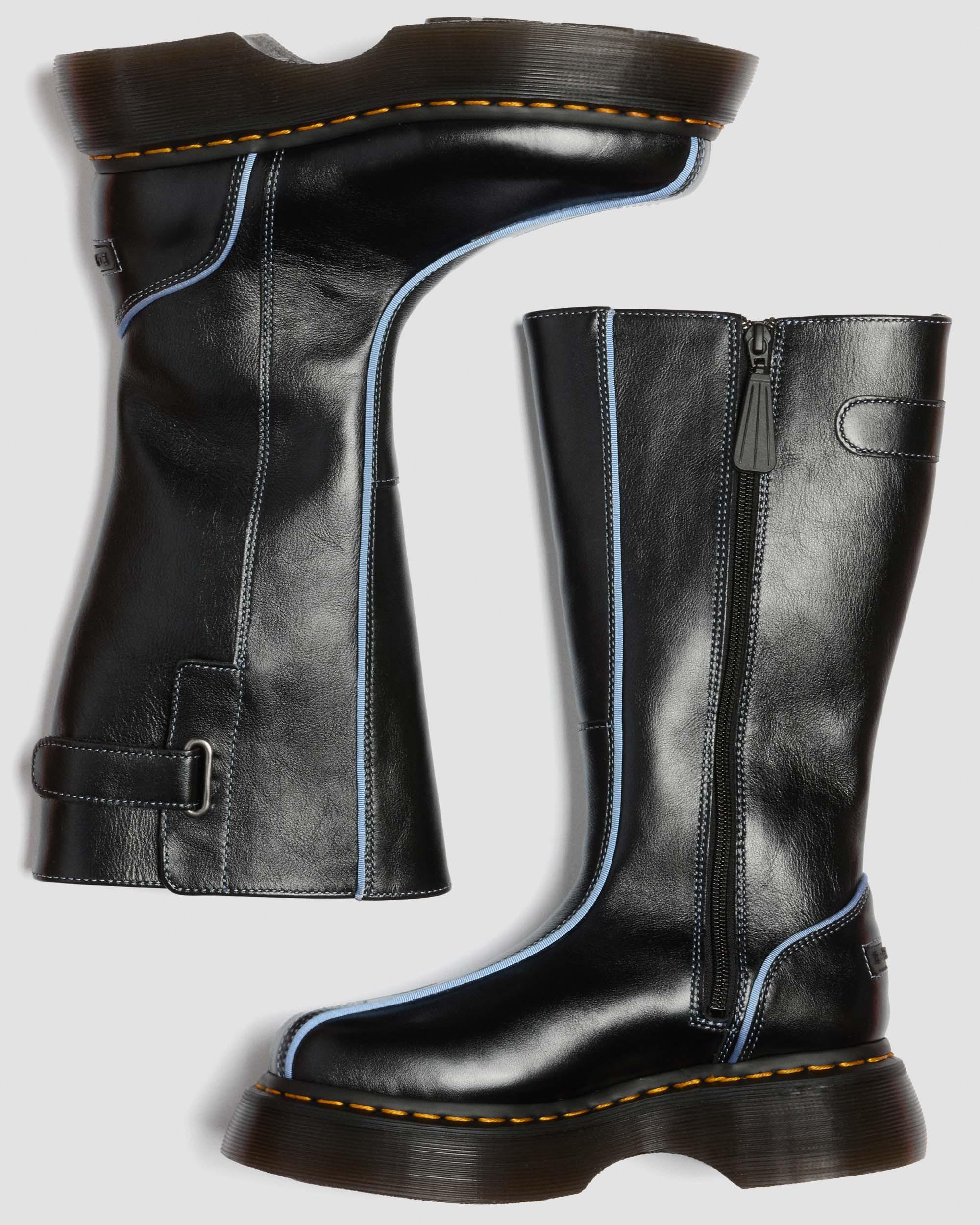 Buzz Hi Gloss Leather Boots in Black