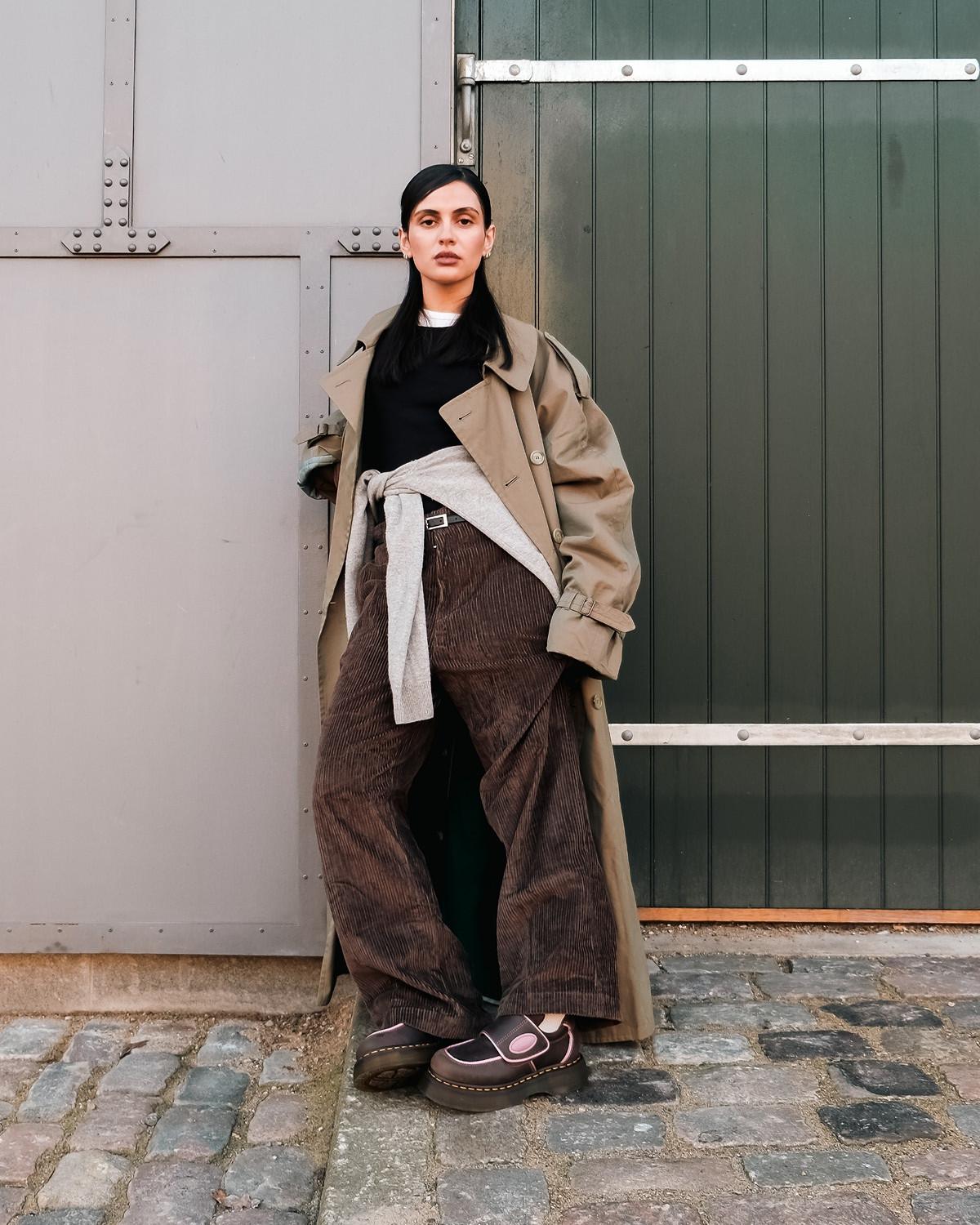 Buzz Strap Wyoming Shoes in Dark Brown