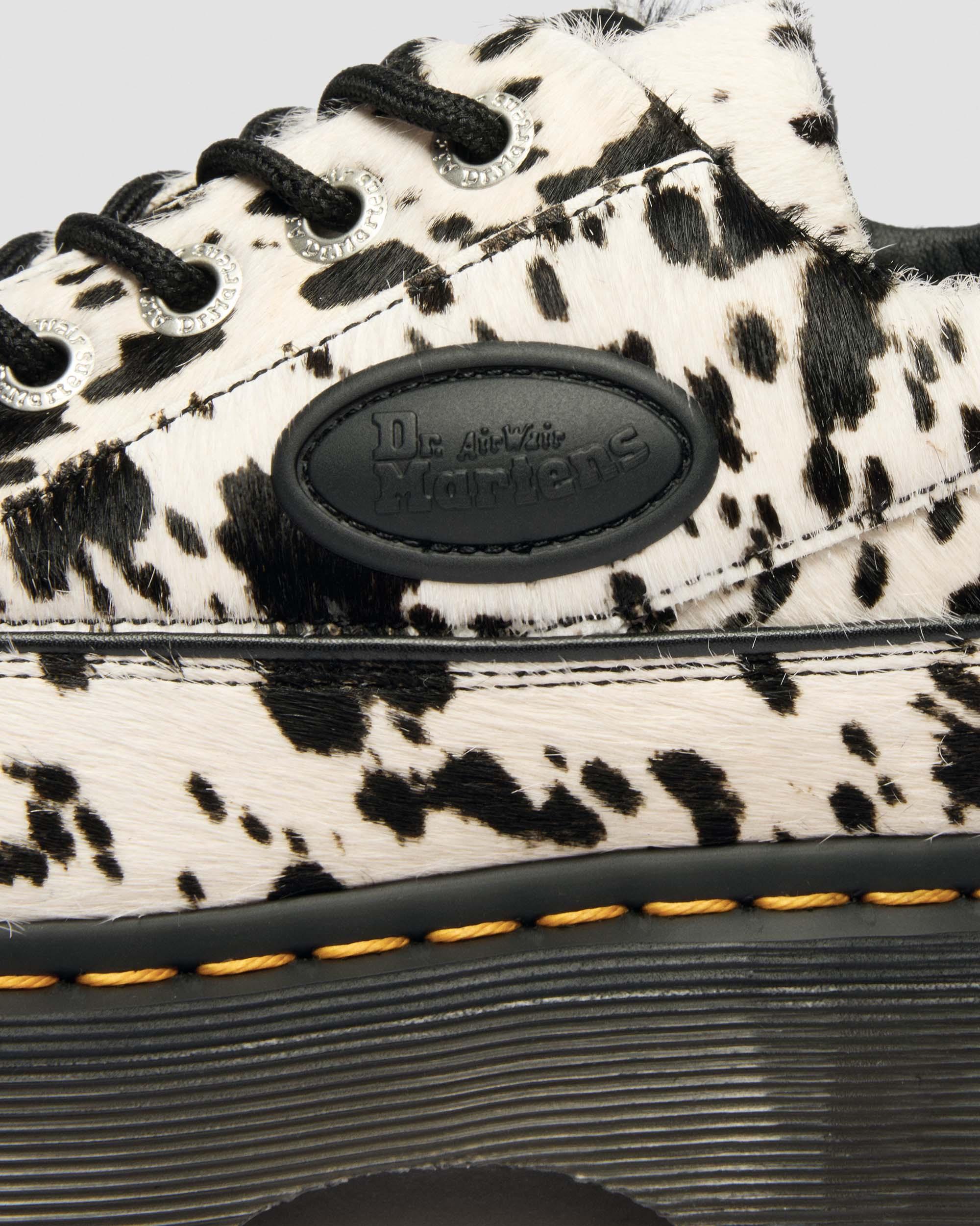 Scarpe Buzz a 5 occhielli in pelle Hair On dalmata in Crema & Nero