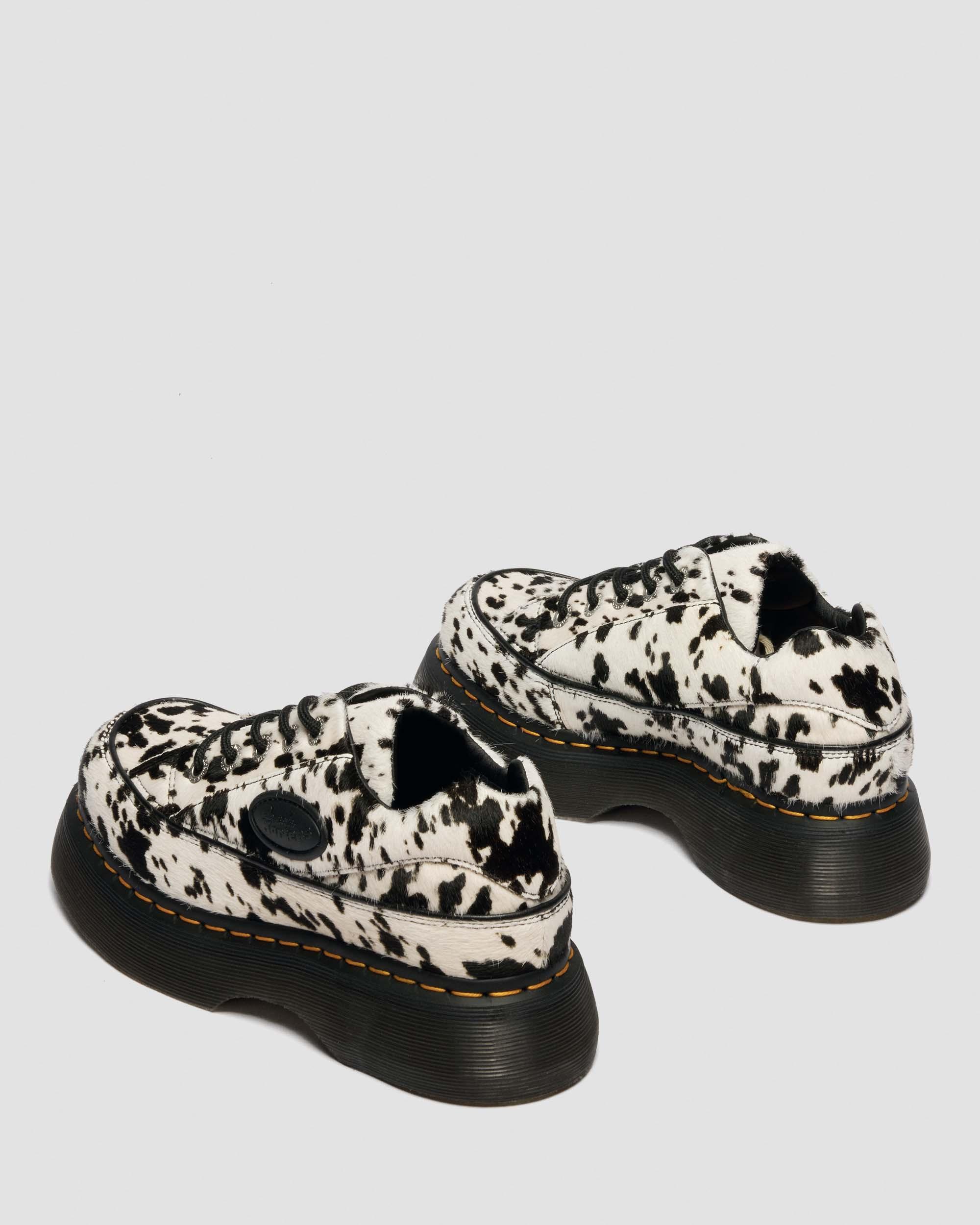 Scarpe Buzz a 5 occhielli in pelle Hair On dalmata in Crema & Nero
