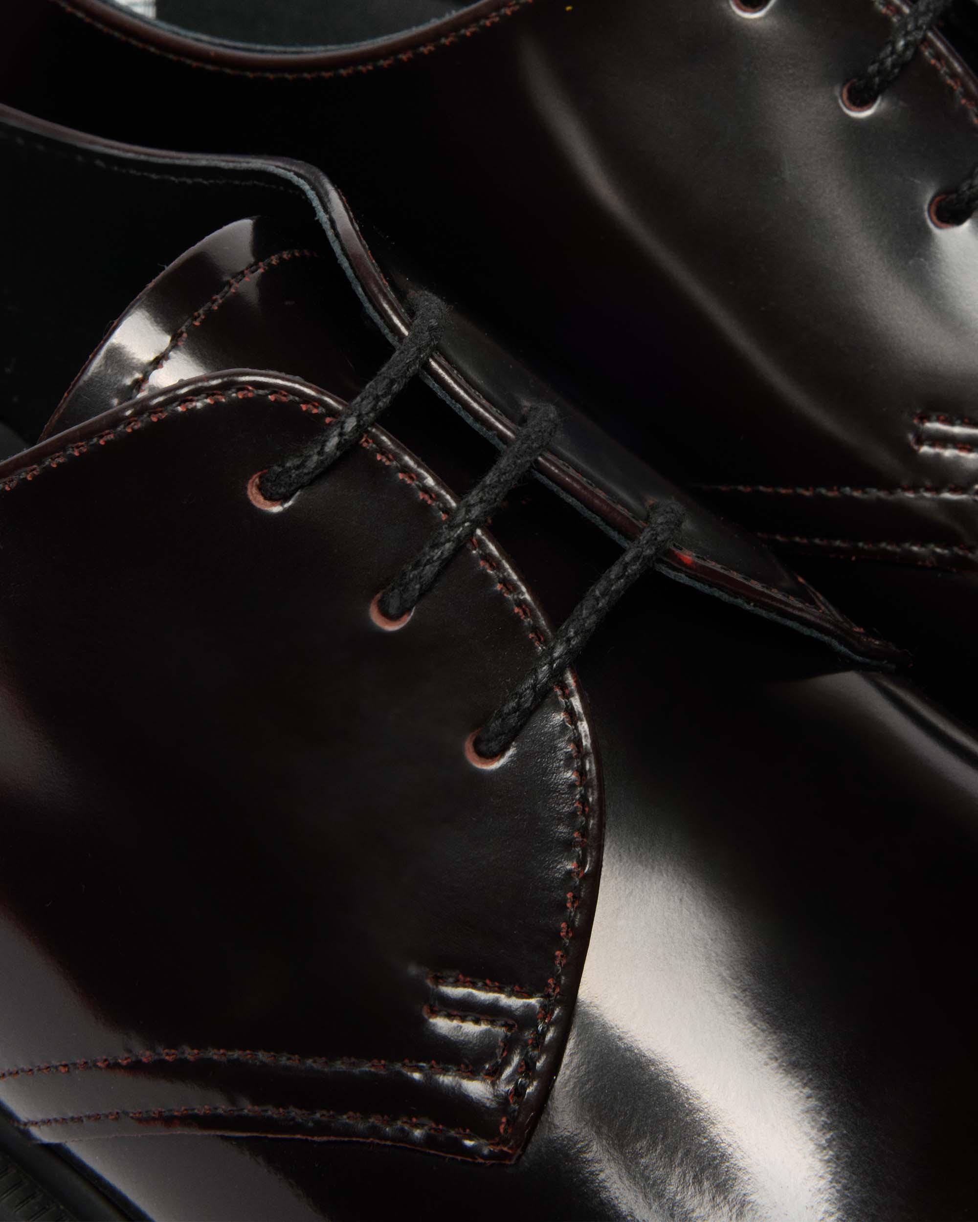 Mayfare Rub Off Leder Schuhe in Cherry Red