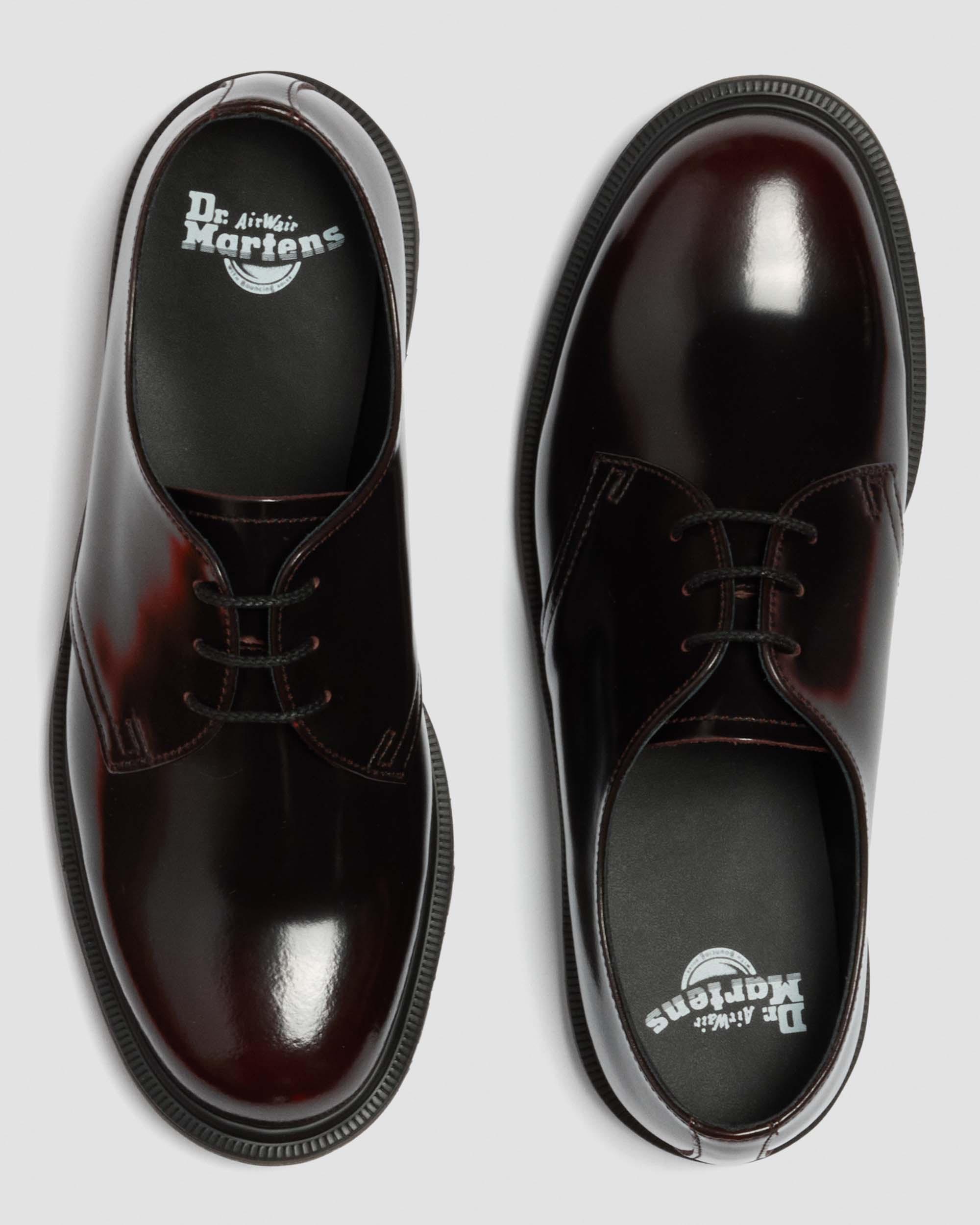 Mayfare Rub Off Leder Schuhe in Cherry Red