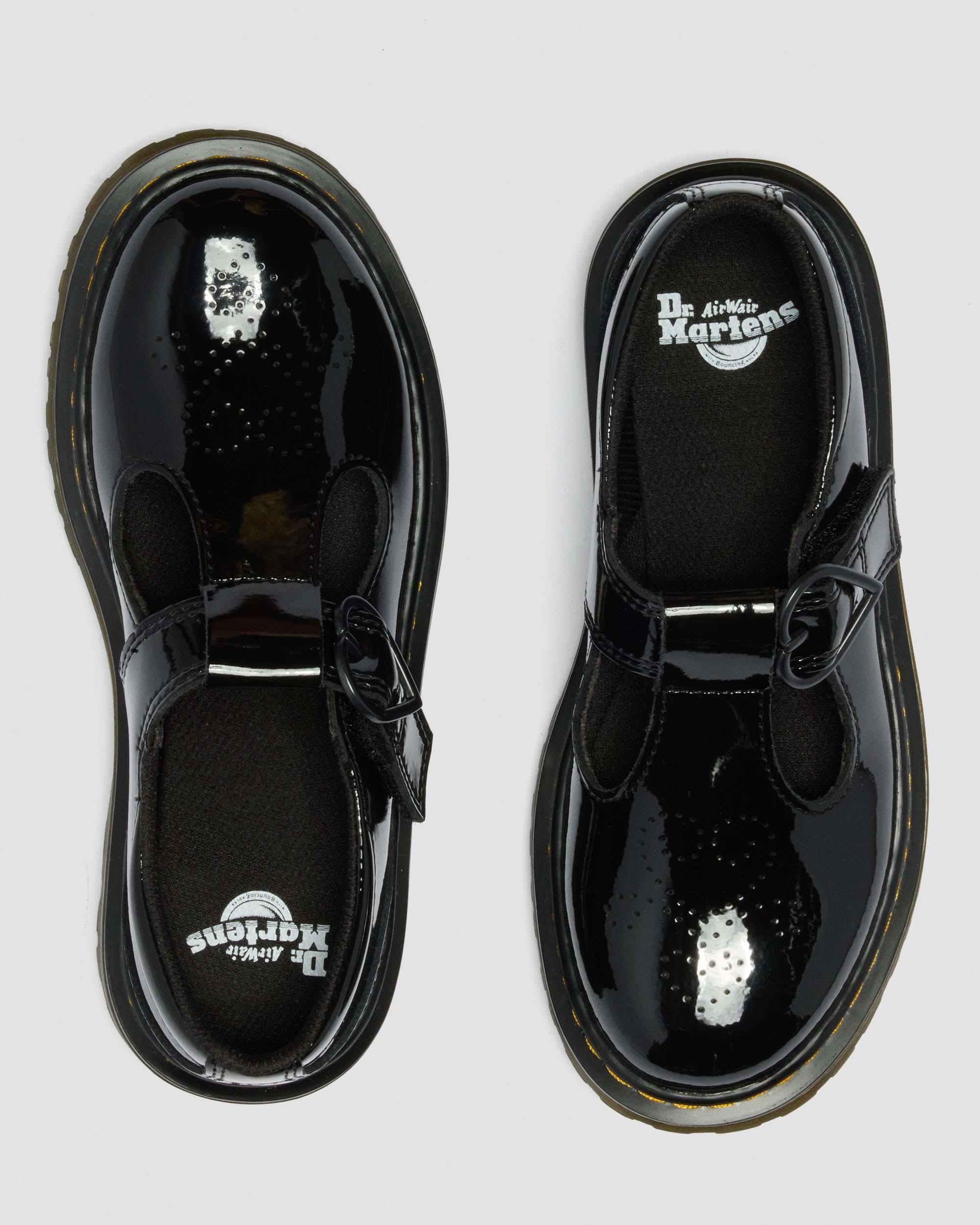 Junior Polly II Heart Patent Leather Shoes in BLACK | Dr. Martens™