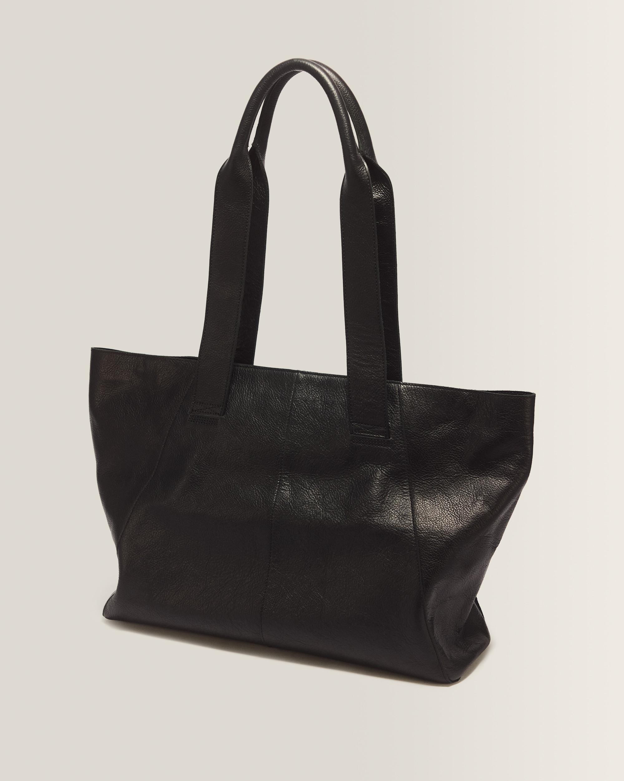 Maxi Overdrive Leather Tote Bag in Black