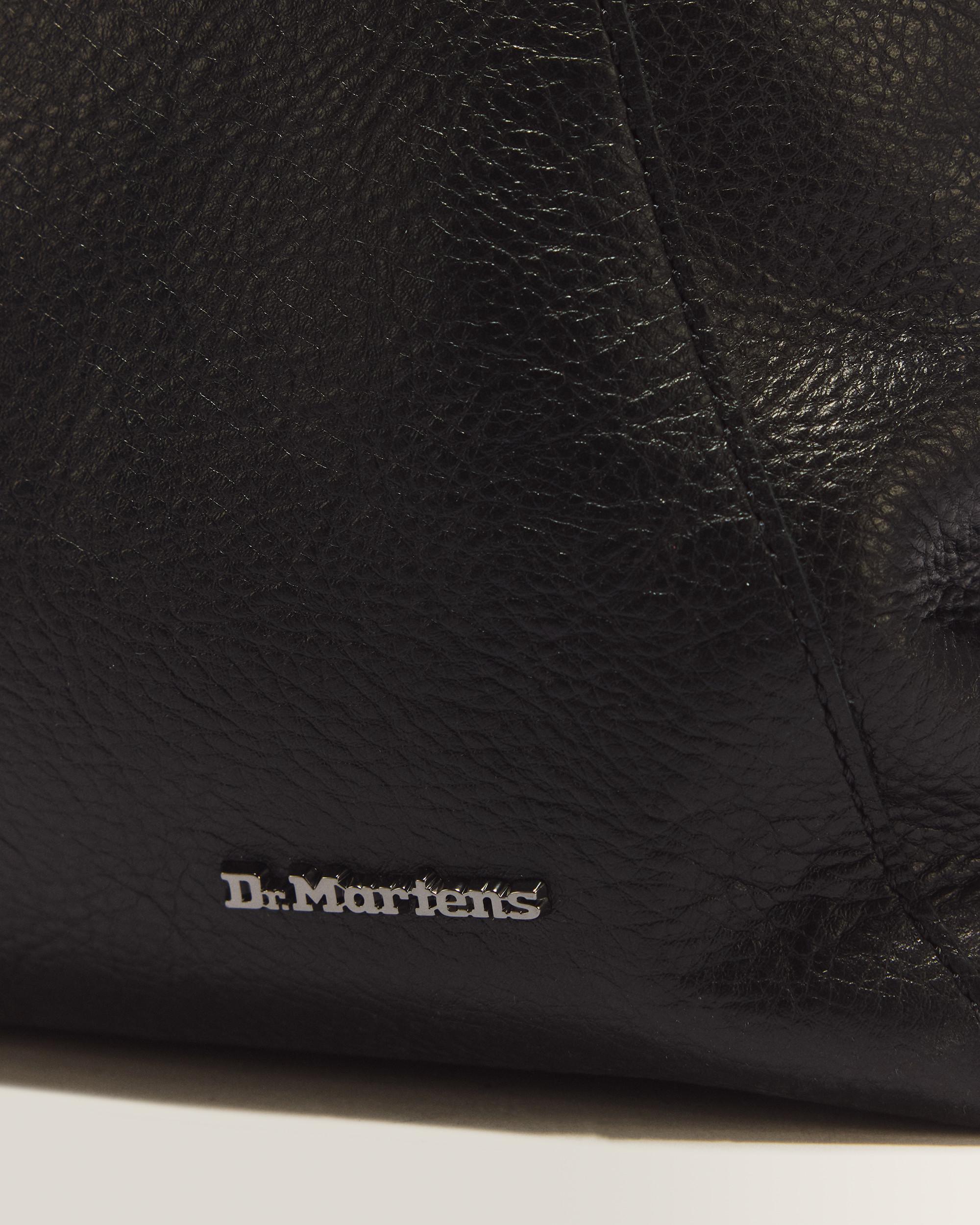 Maxi Overdrive Leather Tote Bag in Black