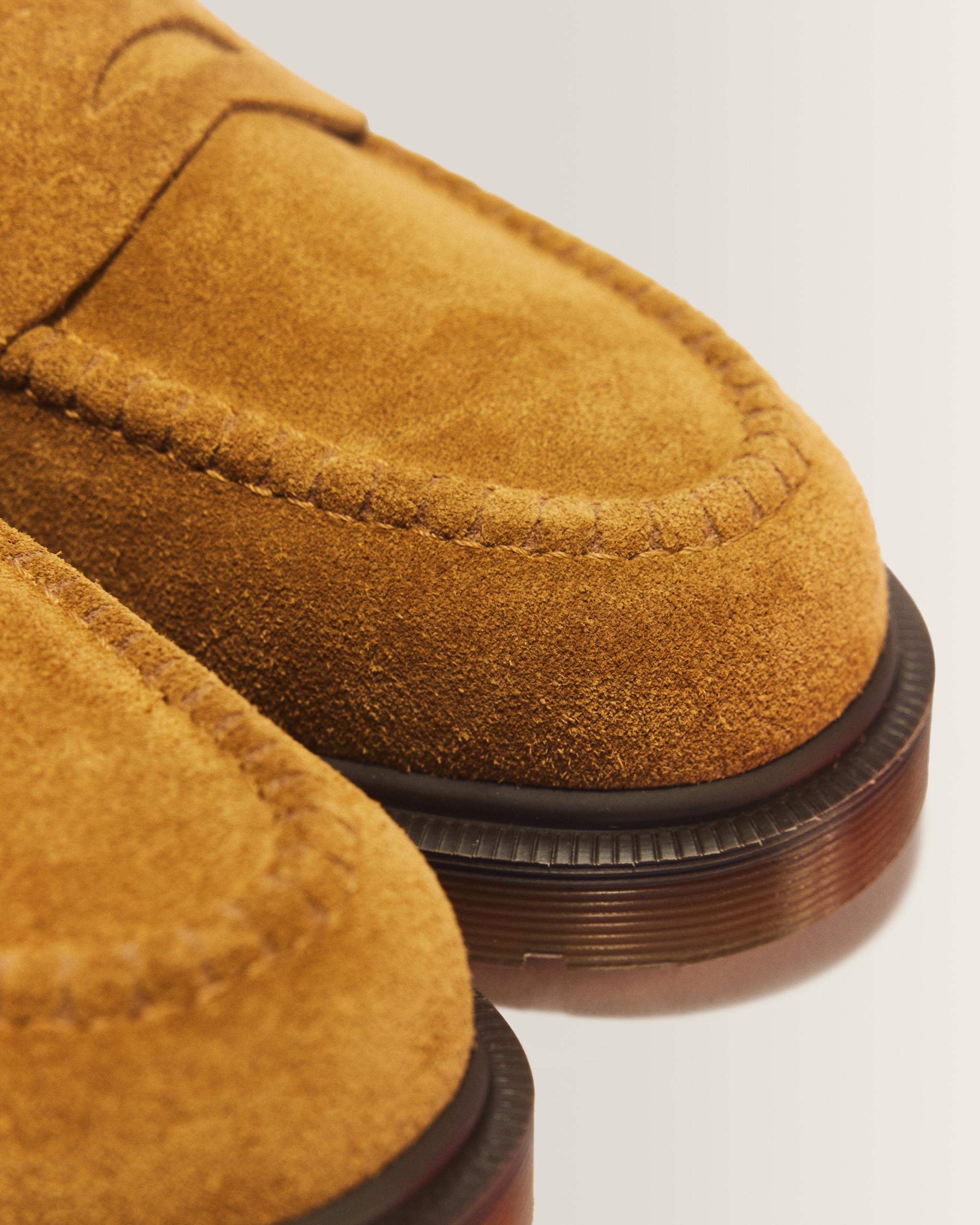 Delapre Penny-loafers i Repello Calf-mocka in Höstguld 