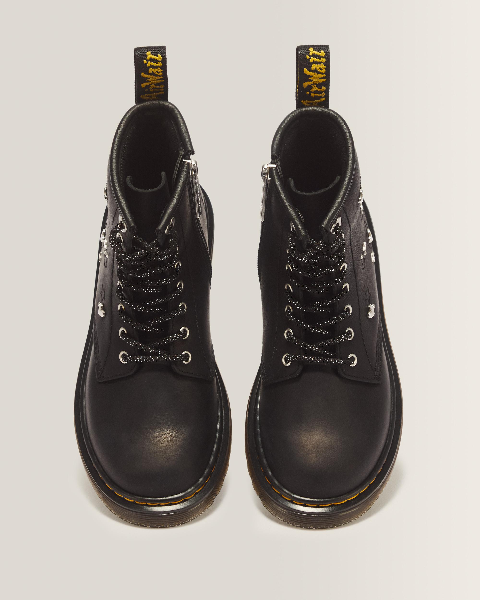 1460 HS Junior Wyoming Leather Lace Up Boots in Black