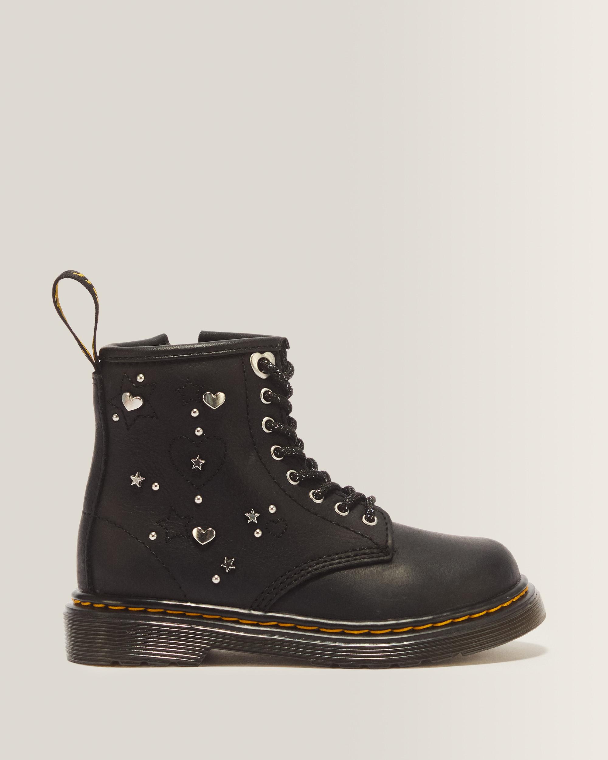 1460 HS T Wyoming Leather Lace Up Boots in Black