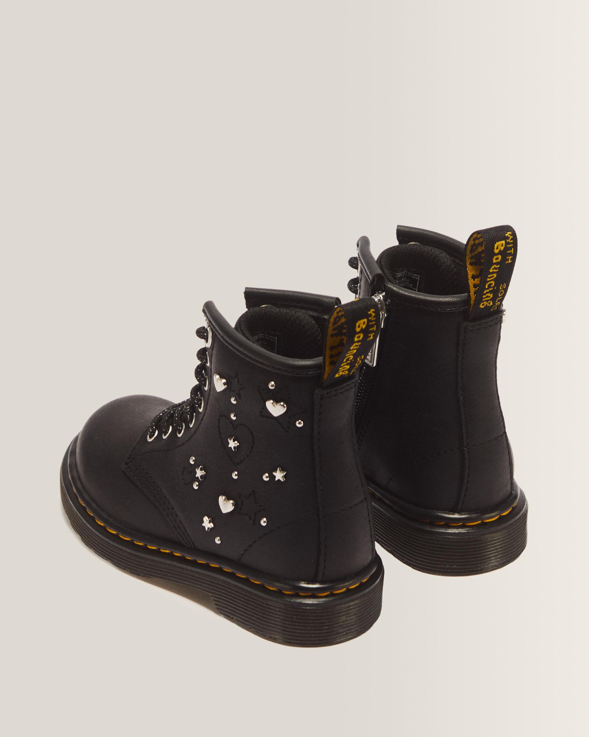 1460 HS T Wyoming Leather Lace Up Boots in Black