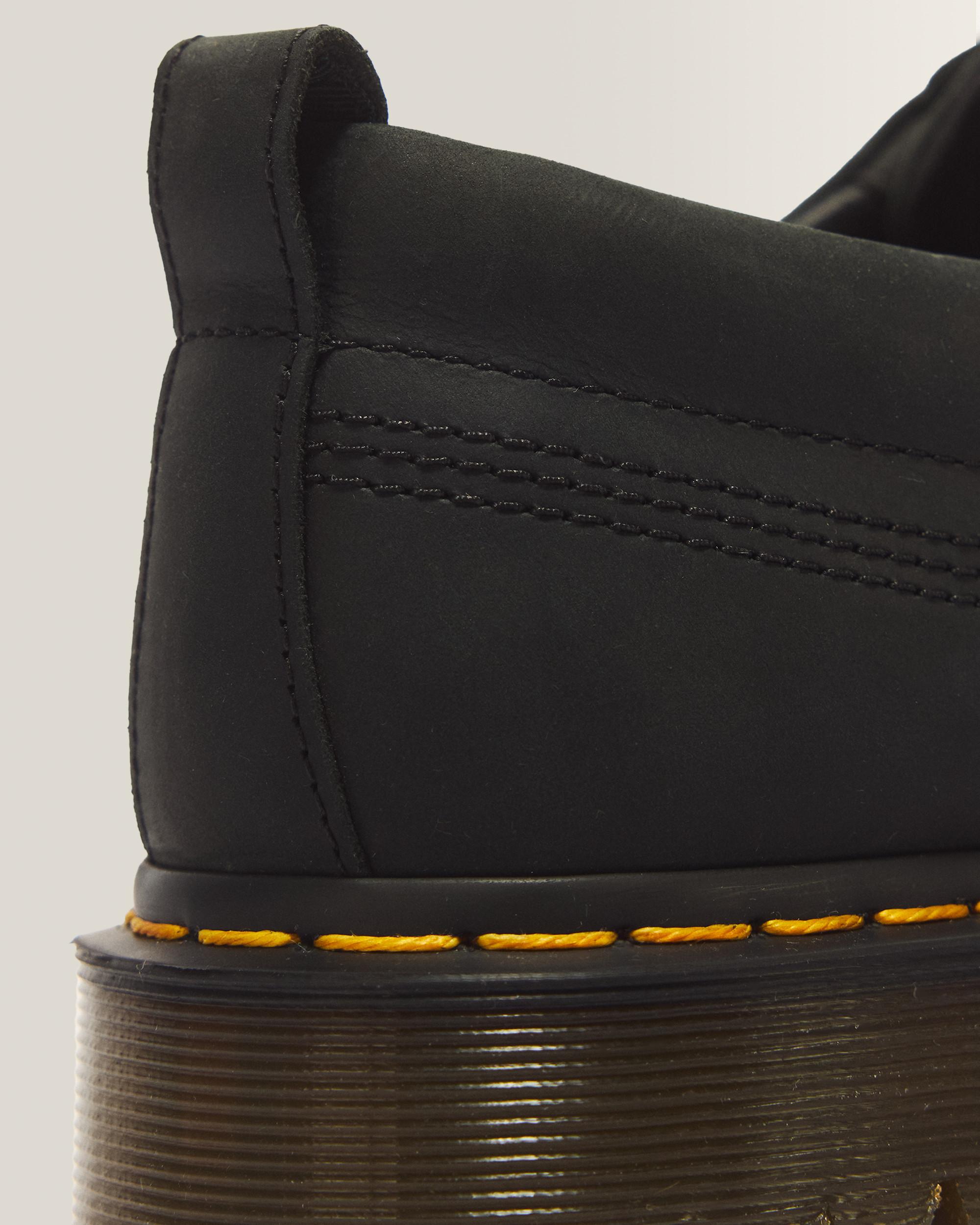 Musta Lowell 4 Eye Crazy Horse Leather Moc Toe -kengät