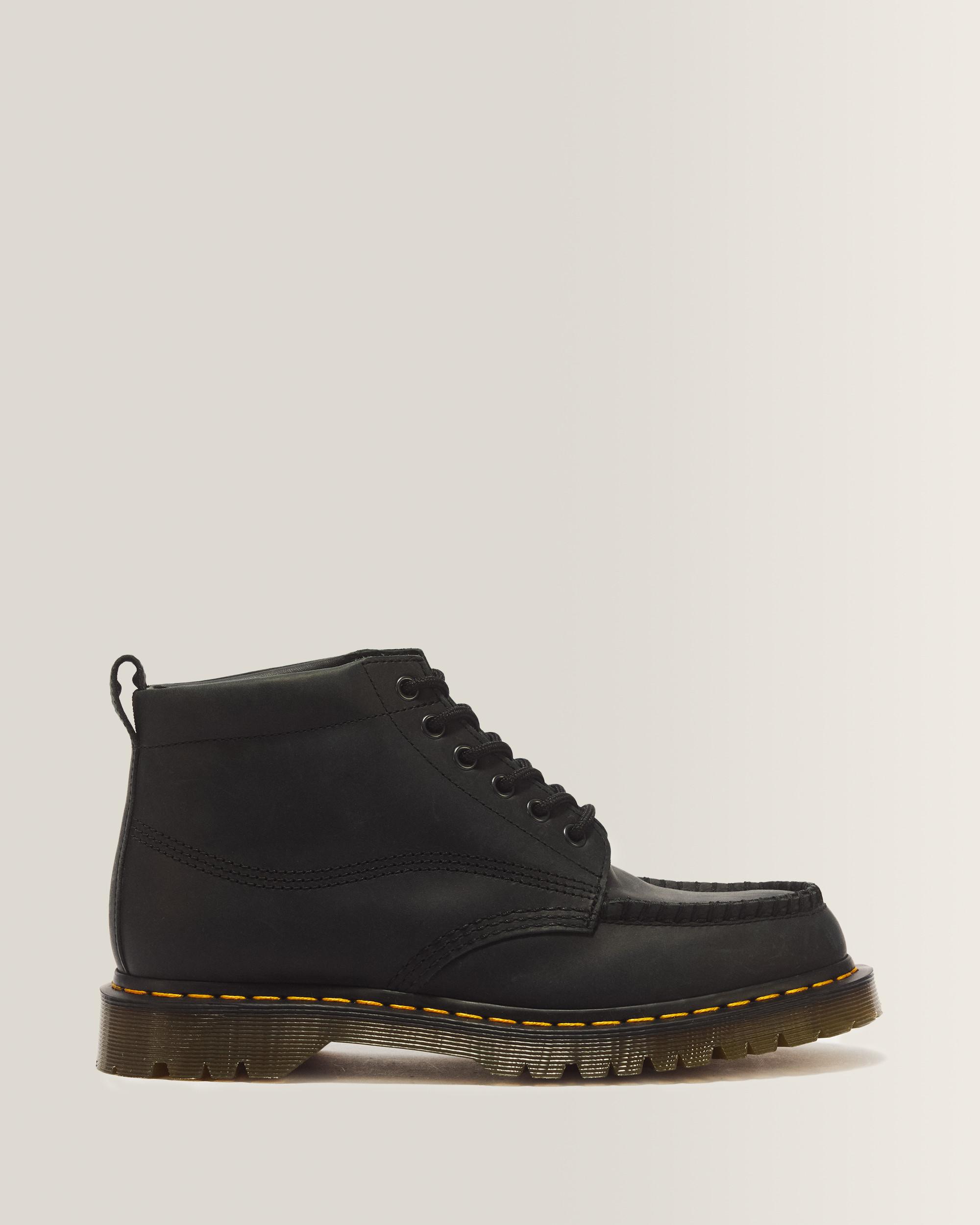 Dr. Martens Lowell Chukka Crazy Horse Leren Moc Toe Schoenen Met Zes Veterogen Laarzen in Zwart,