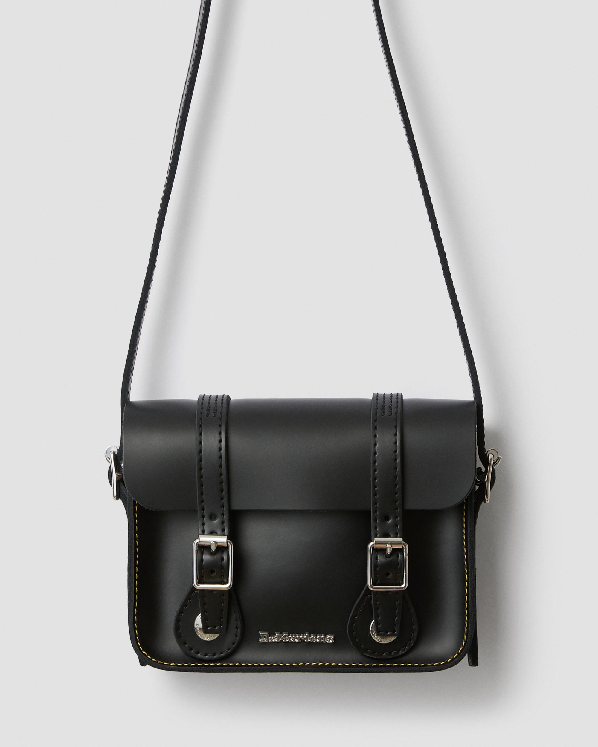 7 inch Leather Crossbody Bag | Dr. Martens