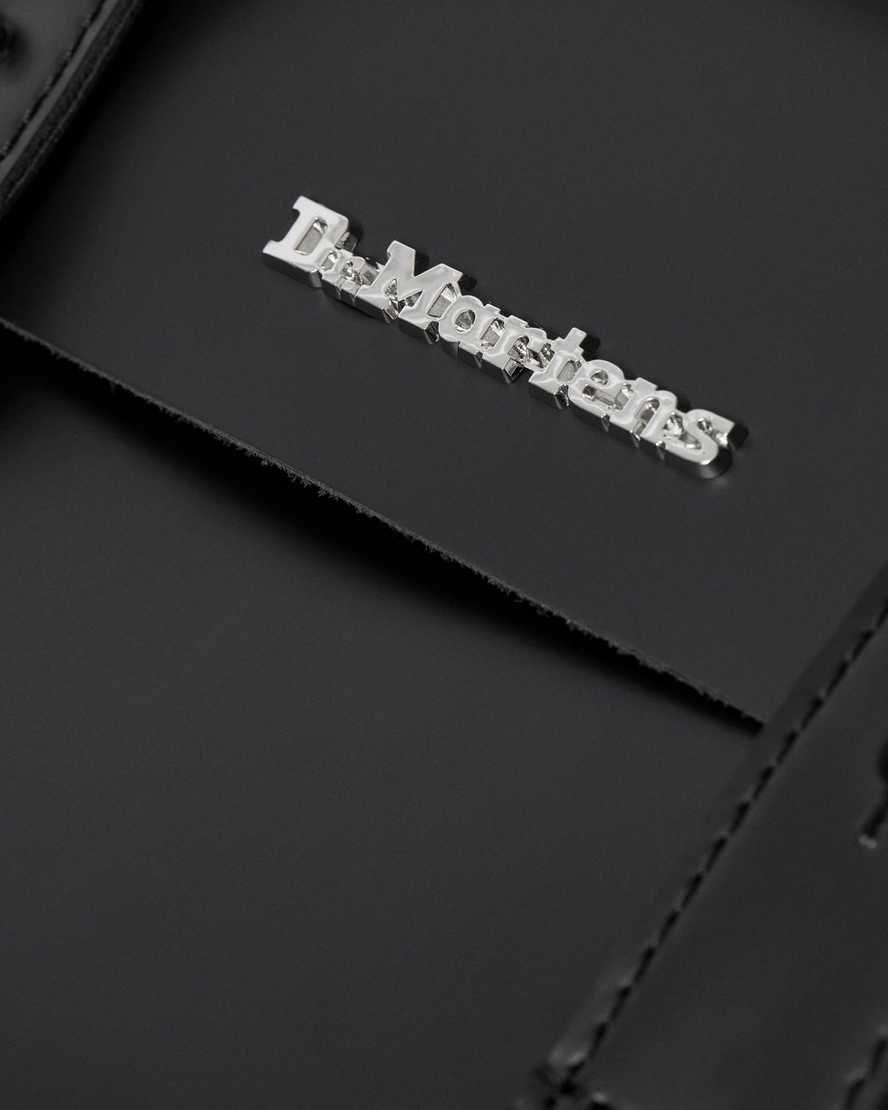 https://i1.adis.ws/i/drmartens/AB100001.88.jpg?$large$Kiev Smooth Leather Backpack | Dr Martens