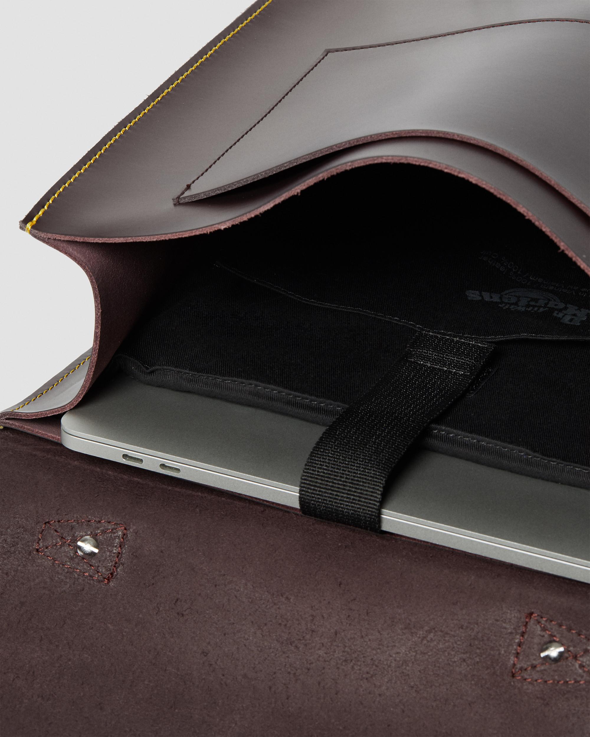 Leather Box Backpack in BURGUNDY | Dr. Martens™