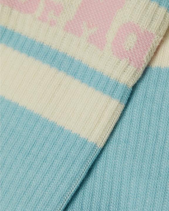 https://i1.adis.ws/i/drmartens/AC681425.82.jpg?$large$Athletic Logo Organic Cotton Blend Socken Dr. Martens