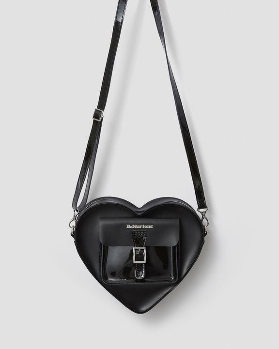 Kiev Smooth-läder hjärtformad väska i svartHjärtformad väska i läder Dr. Martens