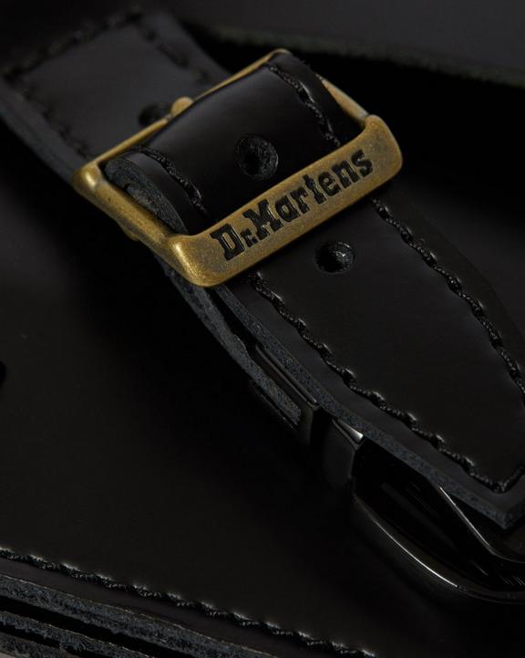BUCKLE LEATHER POUCH Dr. Martens