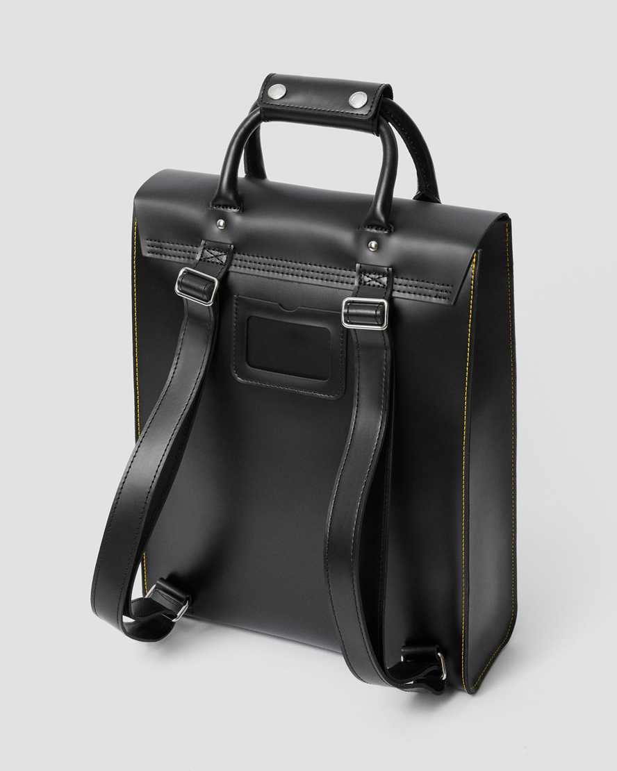 https://i1.adis.ws/i/drmartens/AC989003.89.jpg?$large$Kiev Smooth Leather Laptop Backpack Dr. Martens