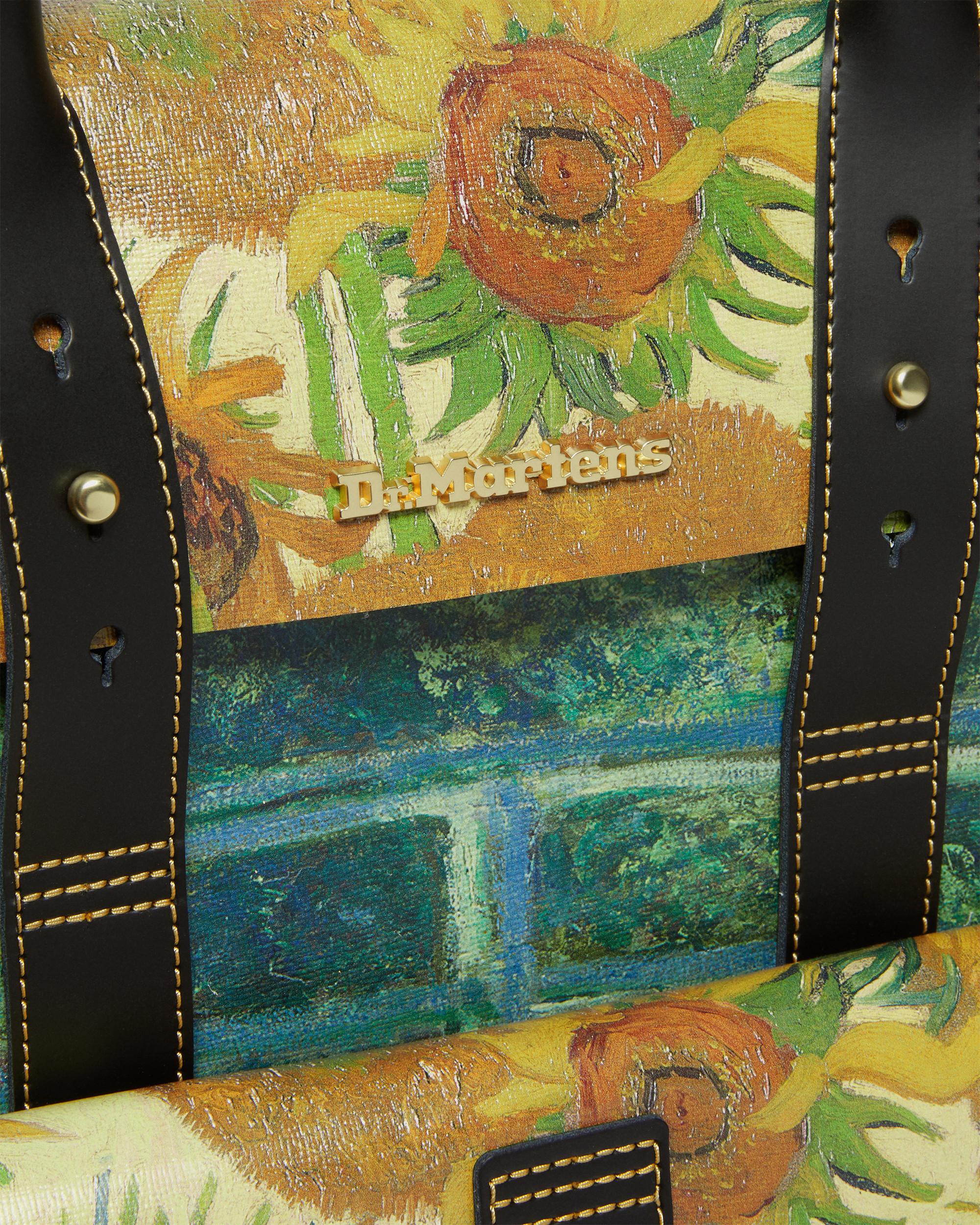 The National Gallery Leather Backpack in MULTI | Dr. Martens™