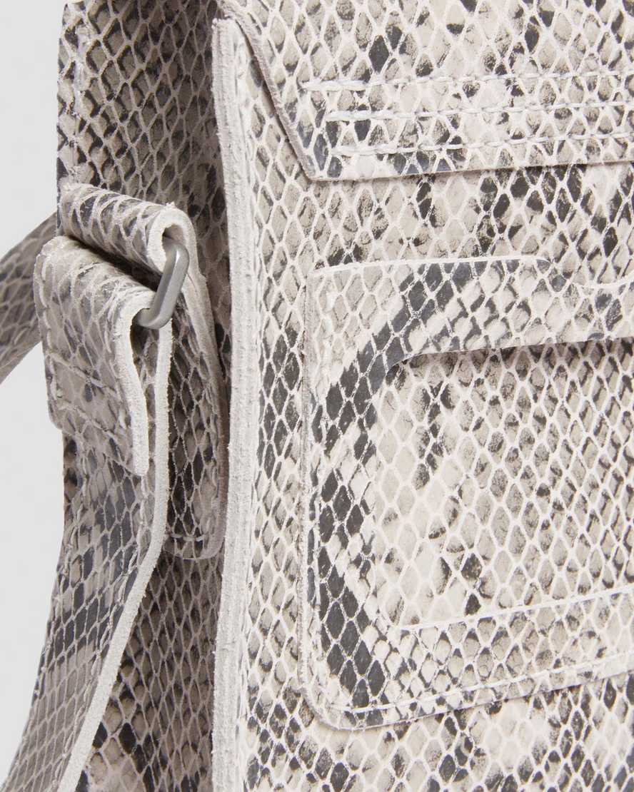 Snake Print Leather Vertical Crossbody BagSac bandoulière en cuir à imprimé serpent Dr. Martens