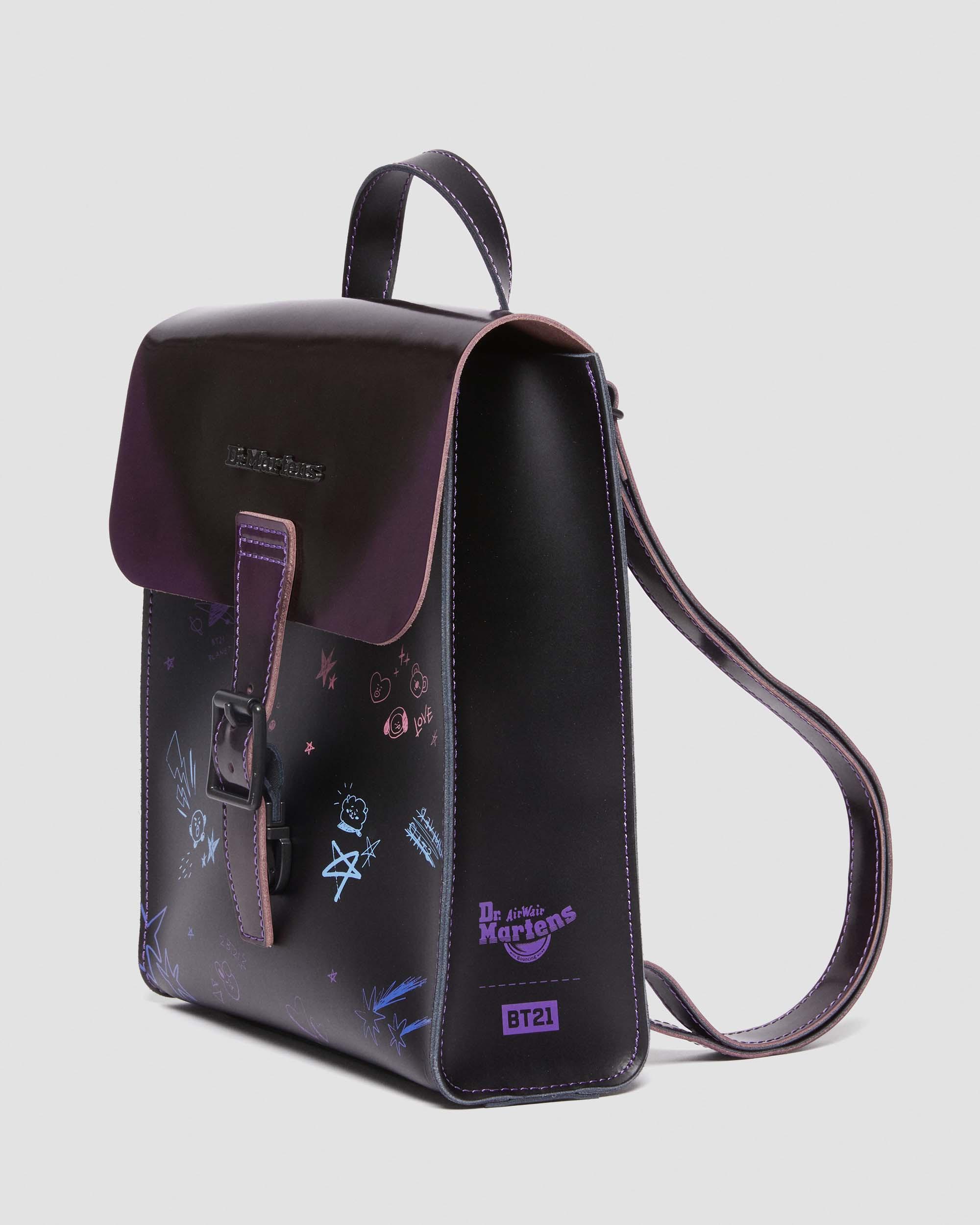 DR MARTENS BT21 Mini Leather Backpack