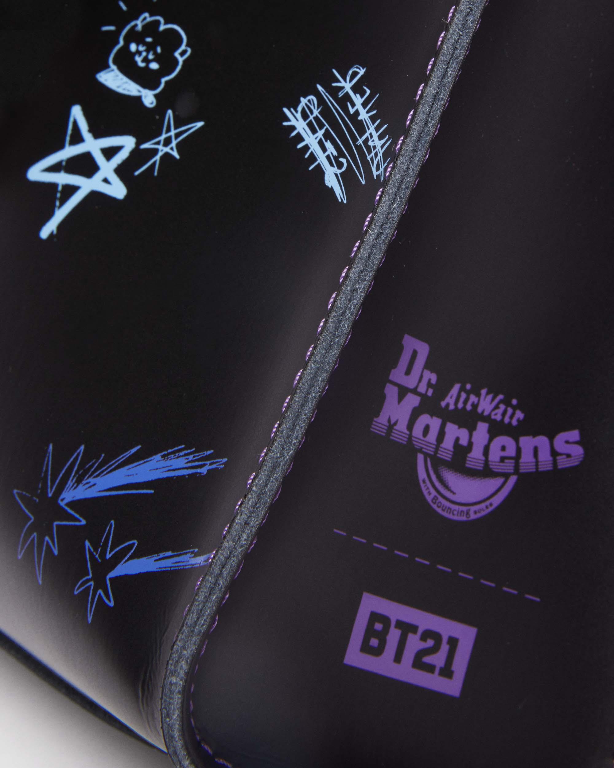 Dr.Martens MINI BACKPACK BT21（BTS） | APPS-BICENTENARIO-PRD-01 
