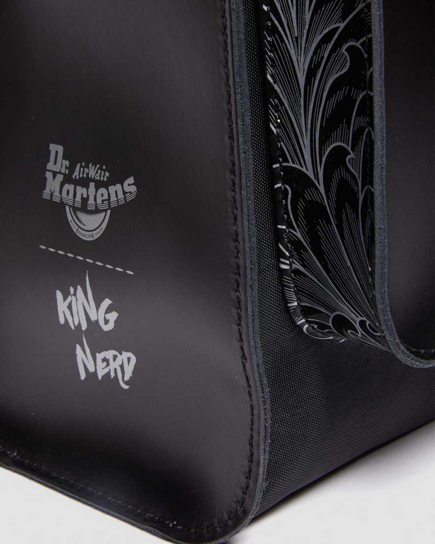 King Nerd Leather Backpack King Nerd -nahkareppu  Dr. Martens