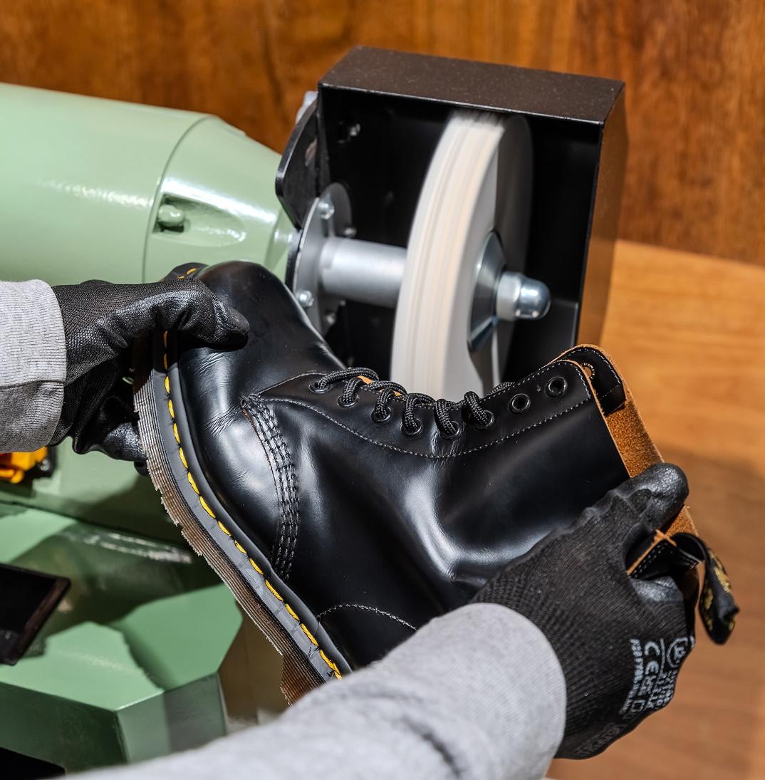 AW25_Brewer_St_Launch_LP_REPAIR_CUSTOMISATION_DESKTOP