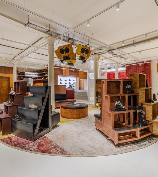 AW25_Brewer_Street_Opening_LP_Launch_SLIDESHOW_1_DESKTOP?w=1920&fmt=auto&alt=default