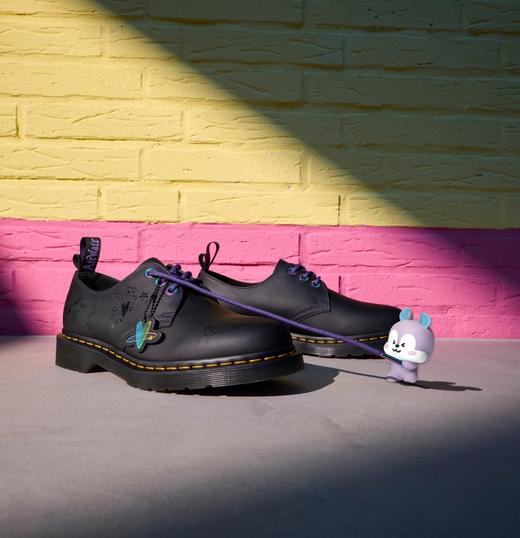 CLB_BT21_SIGNUP_1461_DESKTOP?w=1921&fmt=auto&alt=default