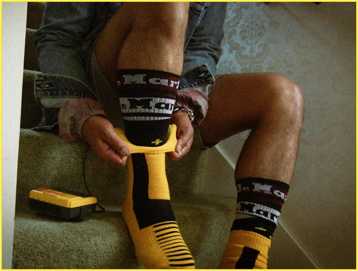 Socks to wear hot sale with dr martens