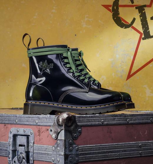 verband gallon Installeren Dr. Martens X The Clash