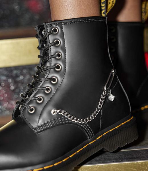 E_A2_CMP_GIFTING_TILE_SWAROVSKI_DESKTOP?w=520&fmt=auto&alt=default