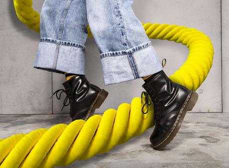 Cirer doc martens shop
