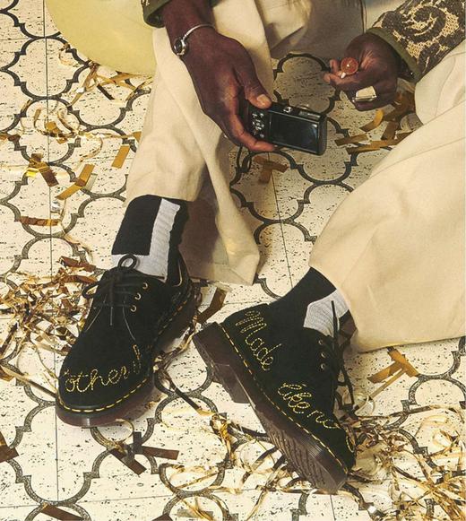 Dr martens gift voucher sale