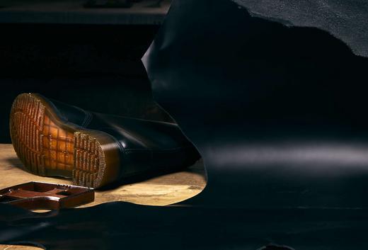 Dr. Martens x Warner Bros. 100th Anniversary Dr. Martens x Warner Bros. 100th Anniversary