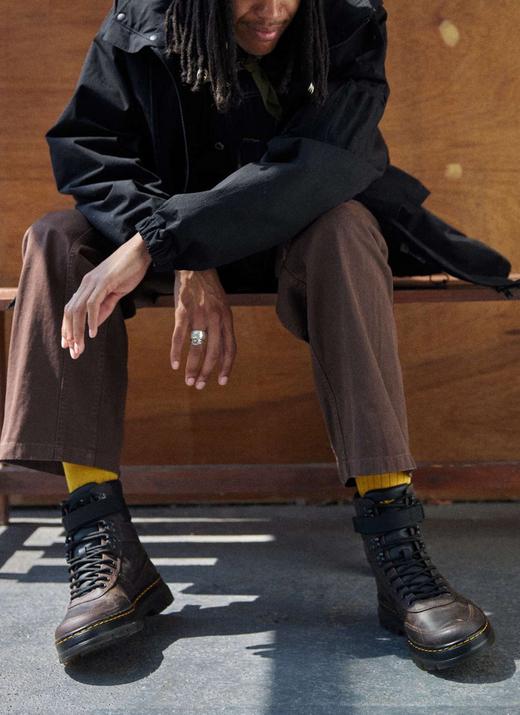 Casual doc martens top