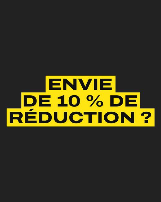 INSCRIVEZ-VOUS POUR RECEVOIR LE CODE. MODÈLES EN PROMOS NON INCLUS.