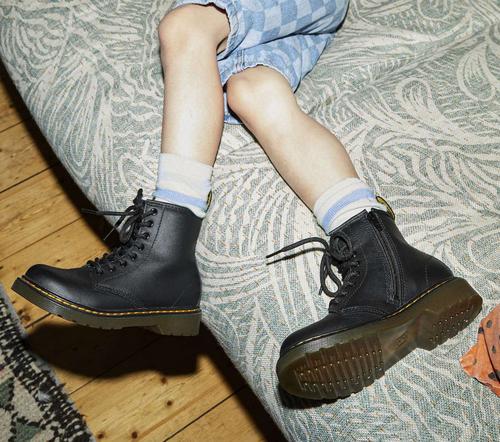 Dr martens school store