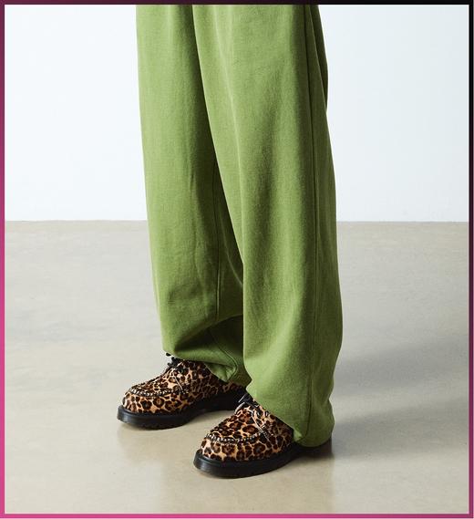 E_PRM_SALE_SHOES_EU_DESKTOP?w=520&fmt=auto&alt=default