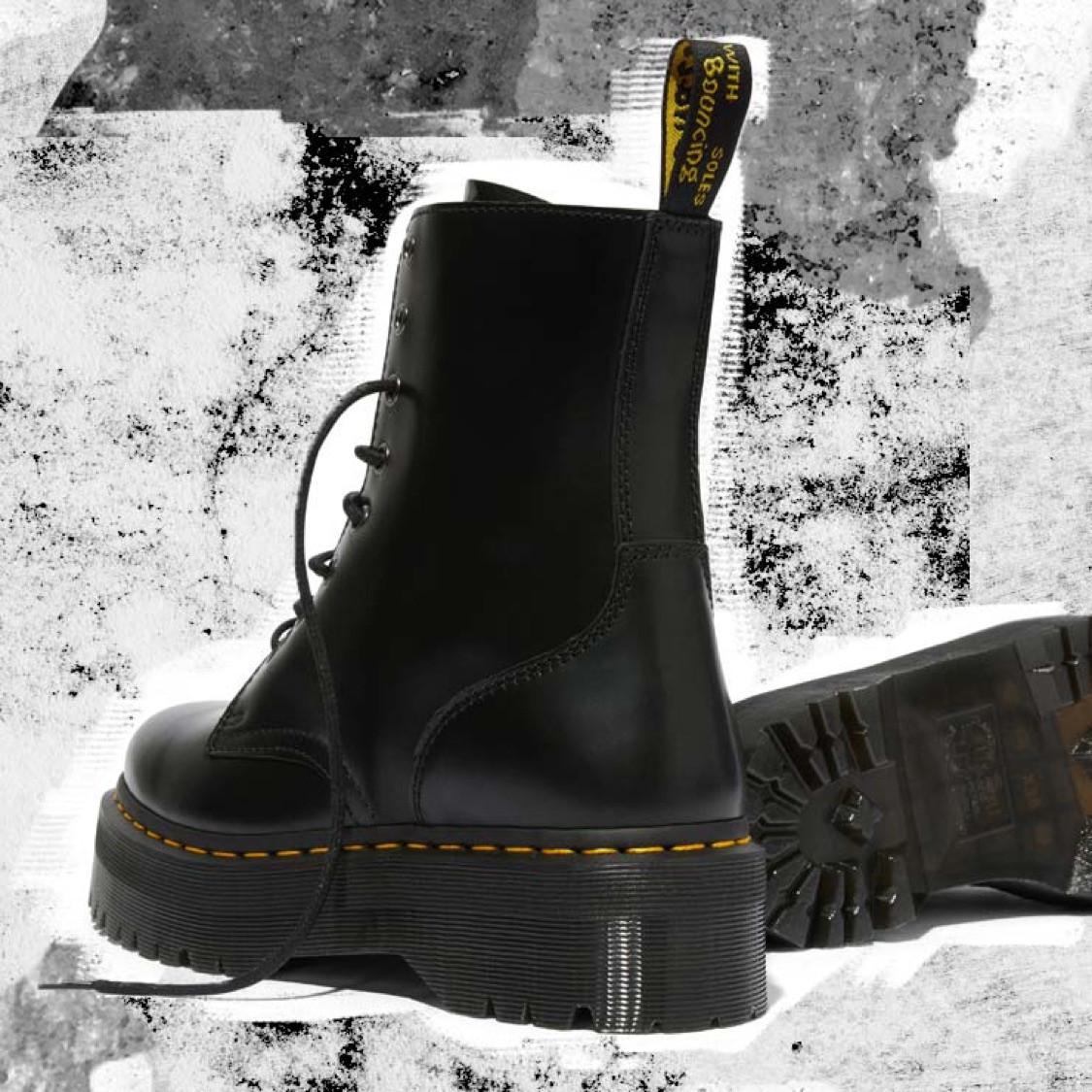 Dr martens hotsell big sole